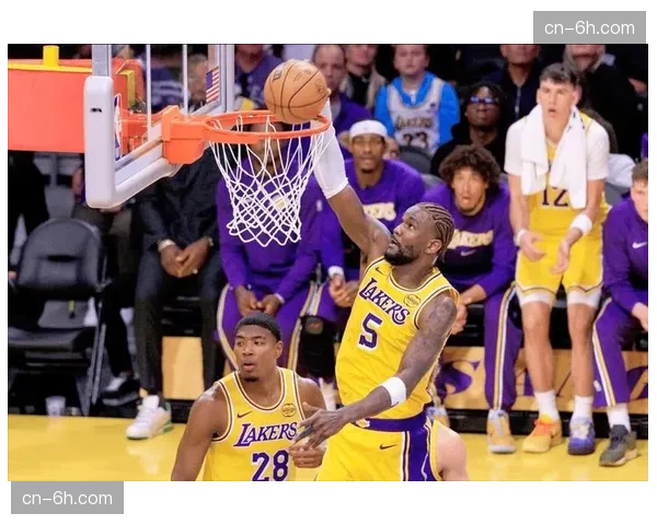 湖人艾顿斯马特角色球员贡献 防守端整体效率近期提升